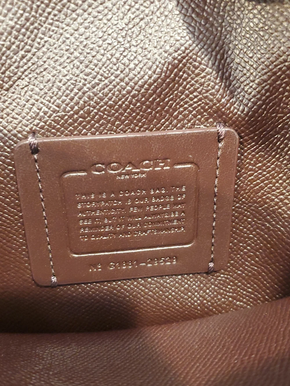 NWOT Charlie 28 Carryall Bag
